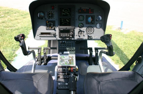 AS350: MT VisionAir EP, Installation im Center Stack<br>